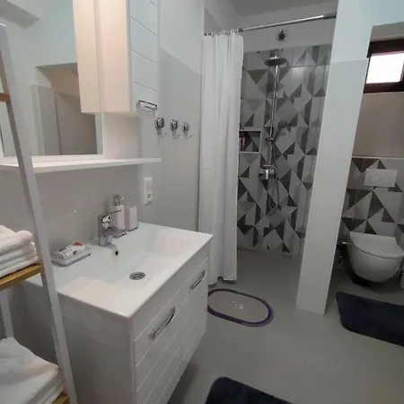 Orhideja Apartmán *